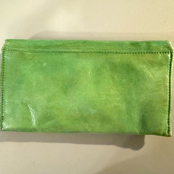 Latico Full Grain Leather Eloise Wallet in Grass - Picture 5 of 5